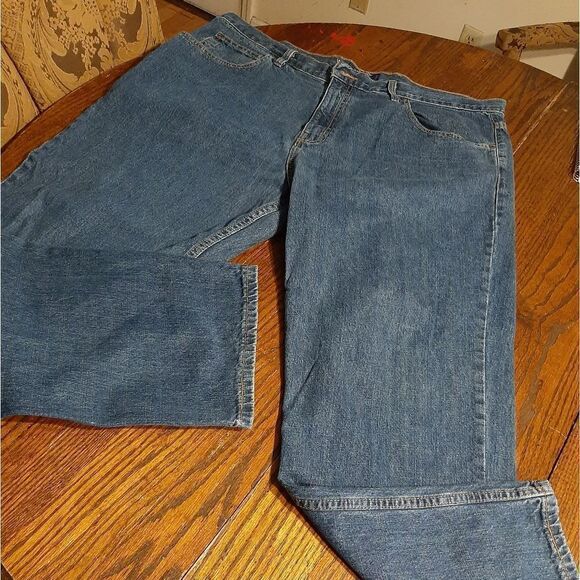 EUC Men's 40x30 Saddlebred Classic Fit Blue Jeans Denim - Picture 1 of 9